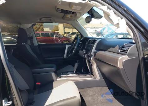 2022 Toyota 4Runner Sr5 из США, поврежденный, VIN JTEEU5JR3N5266980